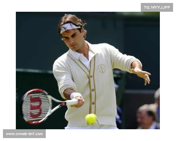 费德勒温网经典战袍全览 展现网球传奇辉煌时刻